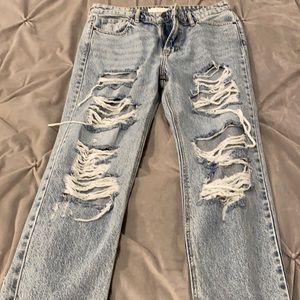 Hidden boyfriend ripped jeans